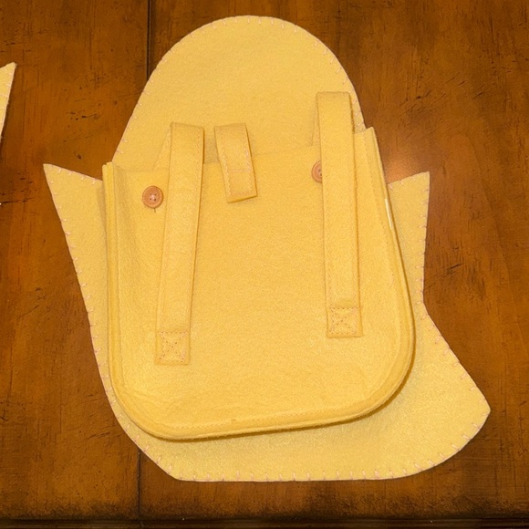 NWOT Pottery Barn Kids Chick Chairbacker - price is firm - Picture 2 of 6